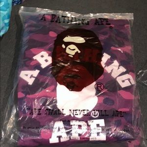 Bape crewneck brand new❌ sz XXL but fits l…